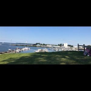 Meet your Posher, Hope